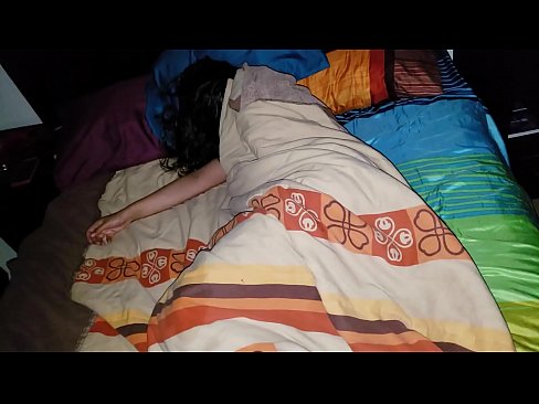 ❤️ Styfsoan bespot syn jonge styfmem wylst se sliept. ️❌ Porno vk op fy.xxxlfv.top ❌